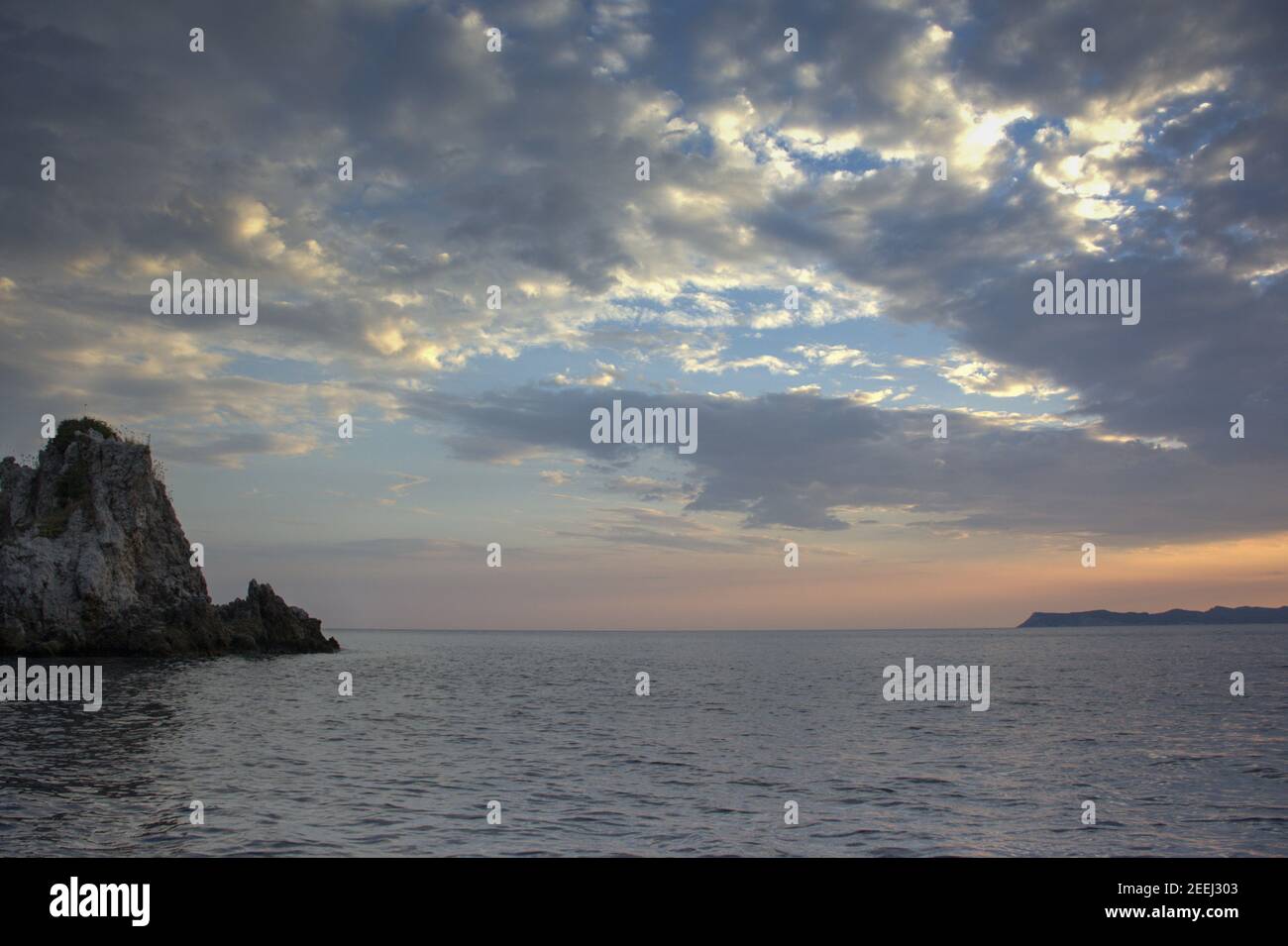 Black sea adalary rocks hi-res stock photography and images - Alamy