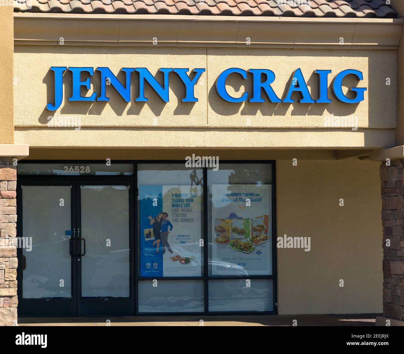 SANTA CLARITA, CA/USA - MAY 31, 2015: Jenny Craig weight loss clinic exterior. Jenny Craig is a weight loss, weight management and nutrition company. Stock Photo