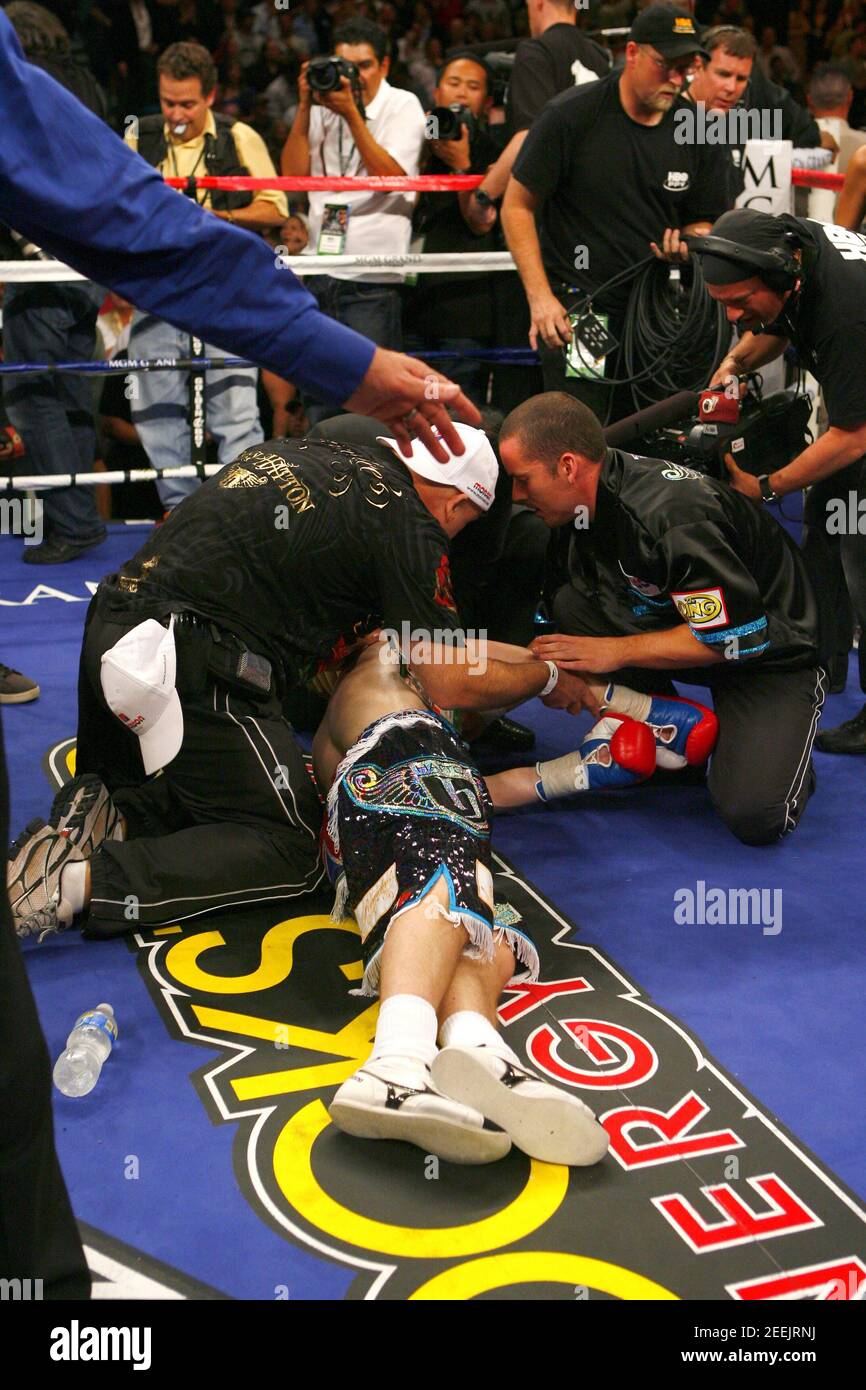 Boxing - Ricky Hatton v Manny Pacquiao - IBO Light Welterweight Title - MGM  Grand, Las Vegas, United States of America - 3/5/09 Ricky Hatton is  attended to by Medical Staff and