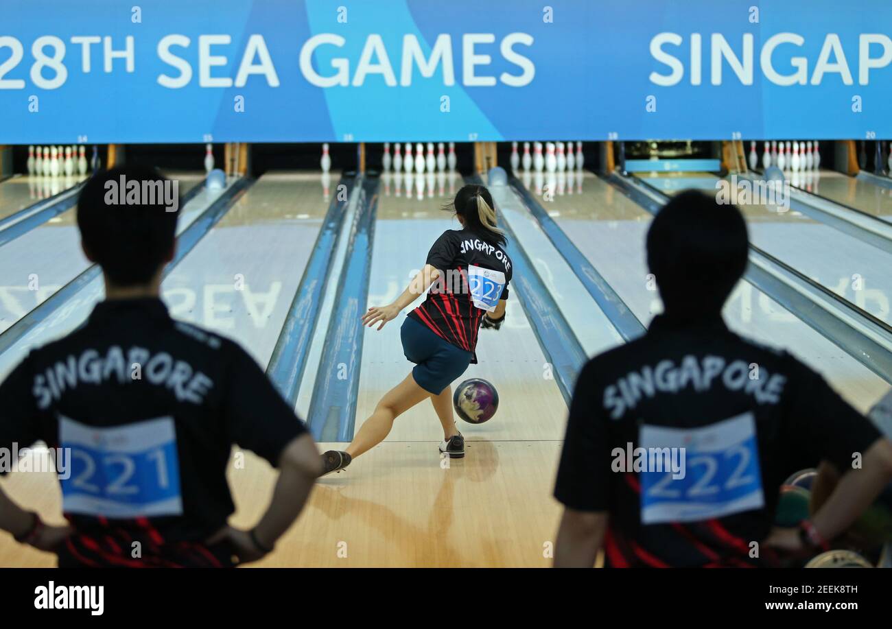 Page 11 Singapore Lim High Resolution Stock Photography And Images Alamy