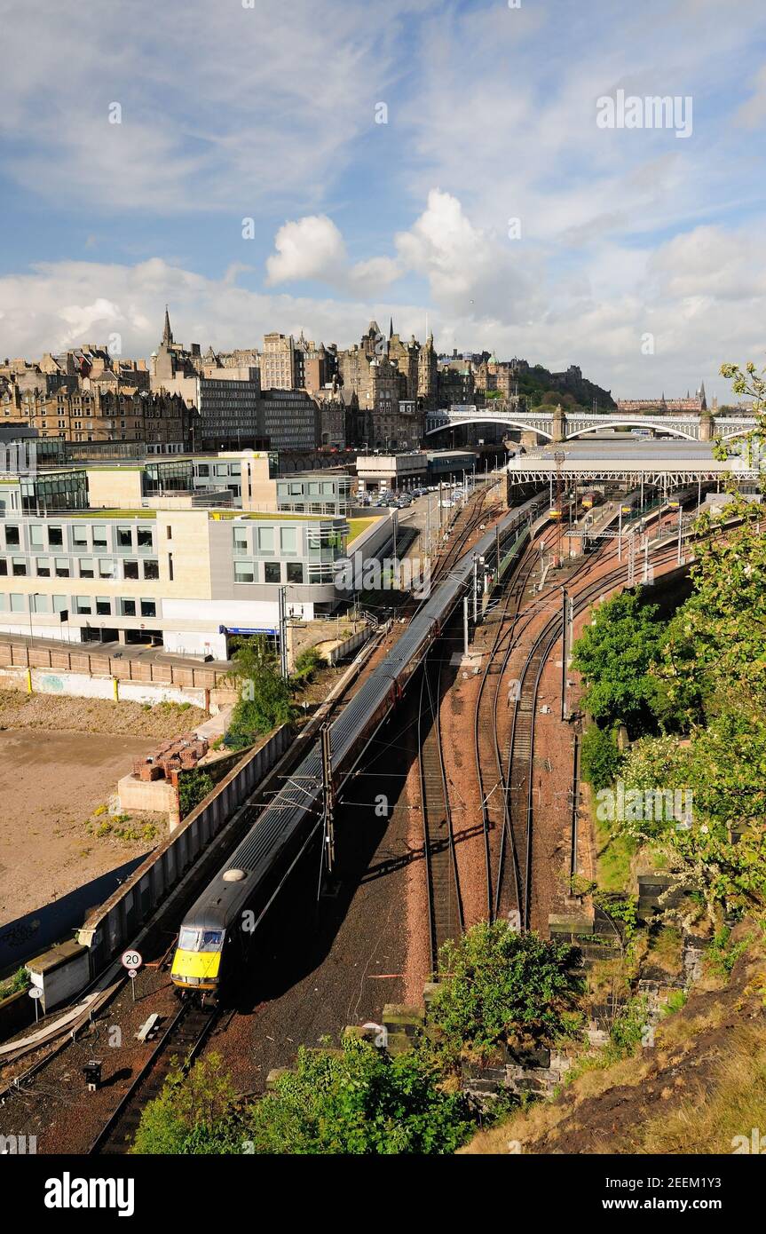 Edinburgh castle scotland tunnel hires stock photography and images