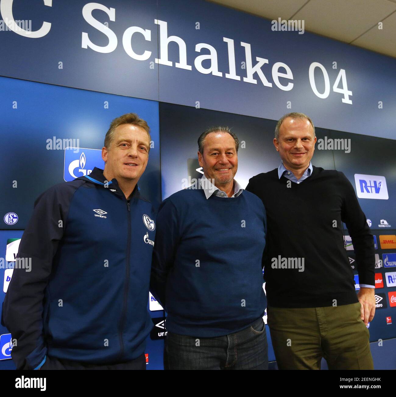 Interim coach huub stevens and co coach mike bvuskens hi-res stock  photography and images - Alamy