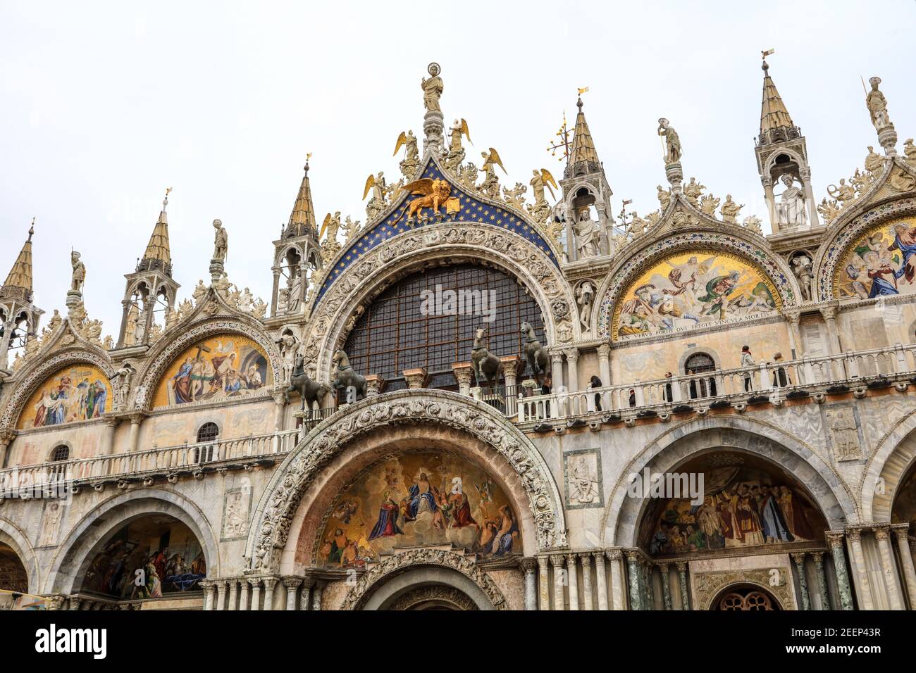 A Mainly Winter Stroll Through The Urban Labyrinth Of Venice, Revealing 