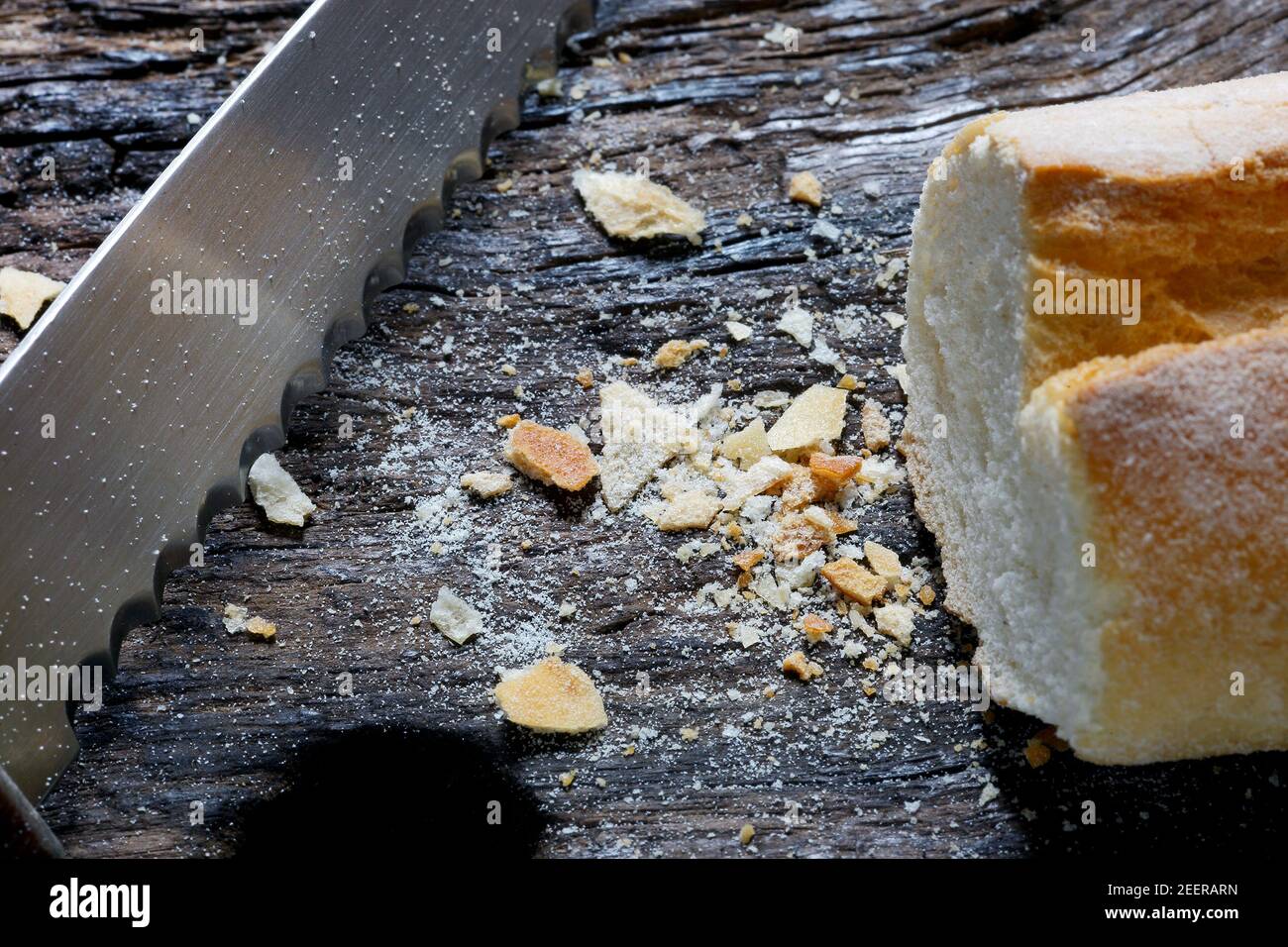 Crumbing table hires stock photography and images Alamy