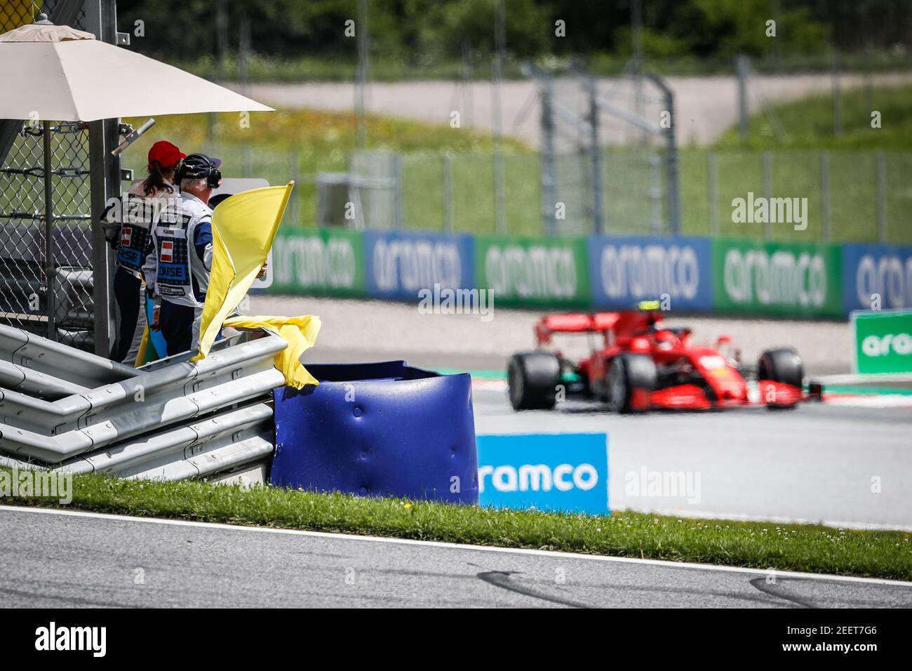 Pegatina «F1 Charles Leclerc 16» de classicdshop | Redbubble