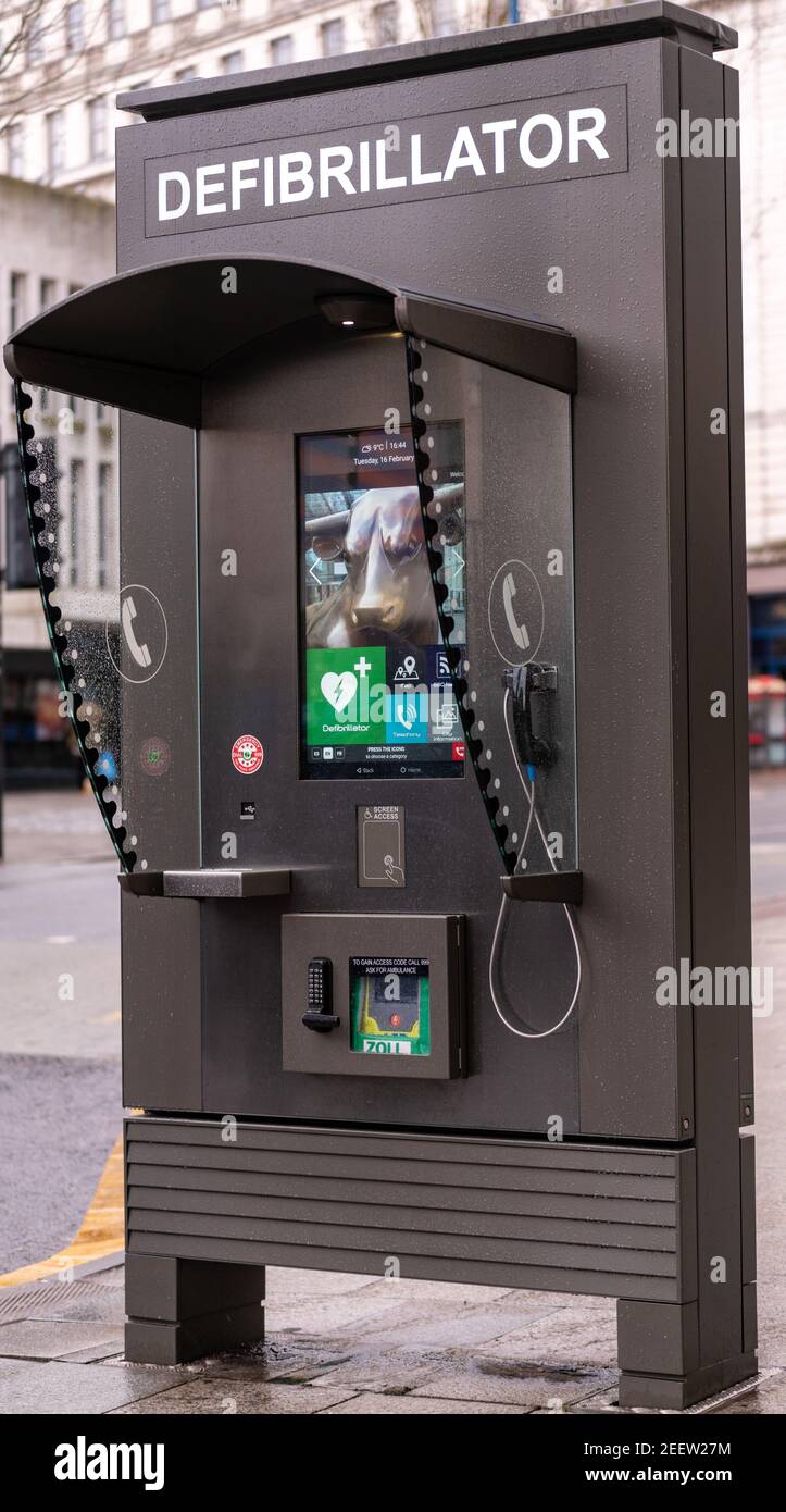 Public defibrillator and telephone kiosk in Birmingham city centre