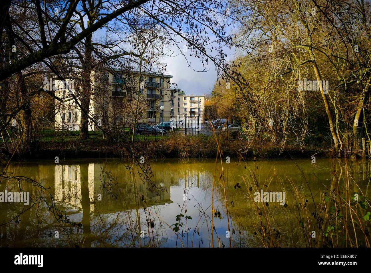 Paris public housing hires stock photography and images Alamy