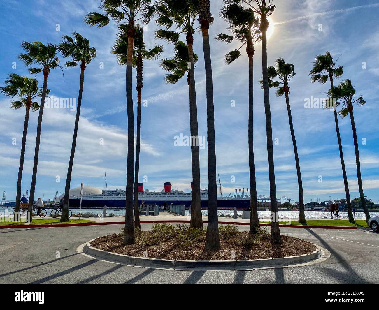 Long beach california boardwalk hi-res stock photography and