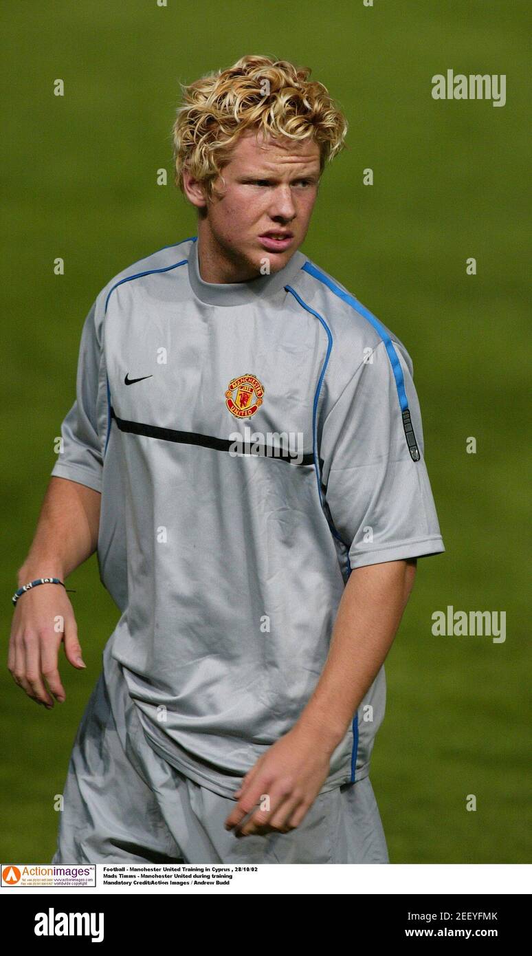 Football - Manchester United Training in Cyprus , 28/10/02 Mads Timm -  Manchester United during training Mandatory Credit:Action Images / Andrew  Budd Stock Photo - Alamy