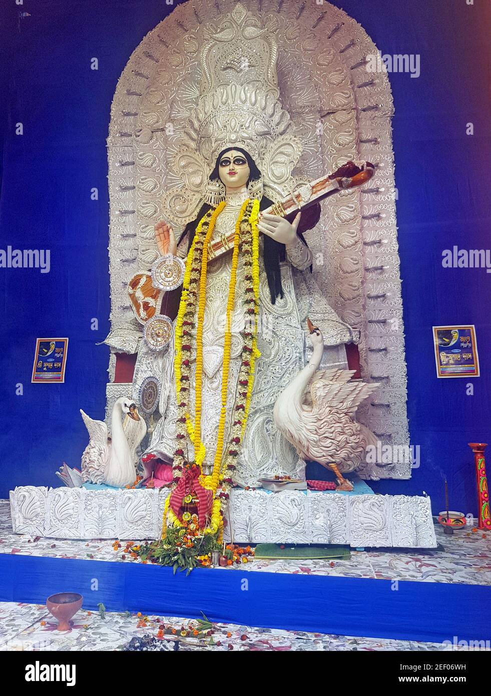 Details more than 135 sarees for god idols best vietkidsiq.edu.vn