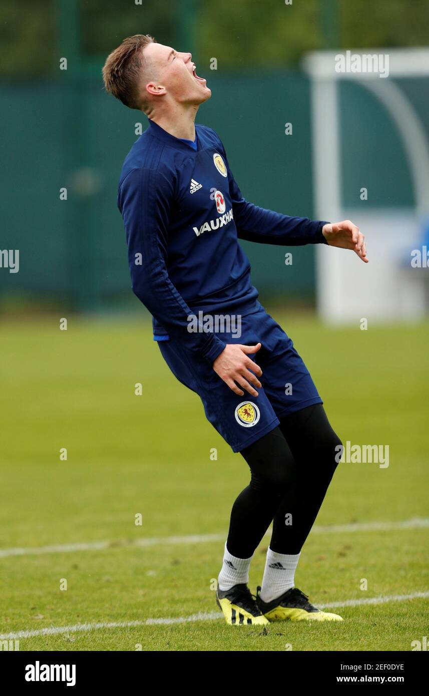 Mctominay High Resolution Stock Photography And Images Alamy