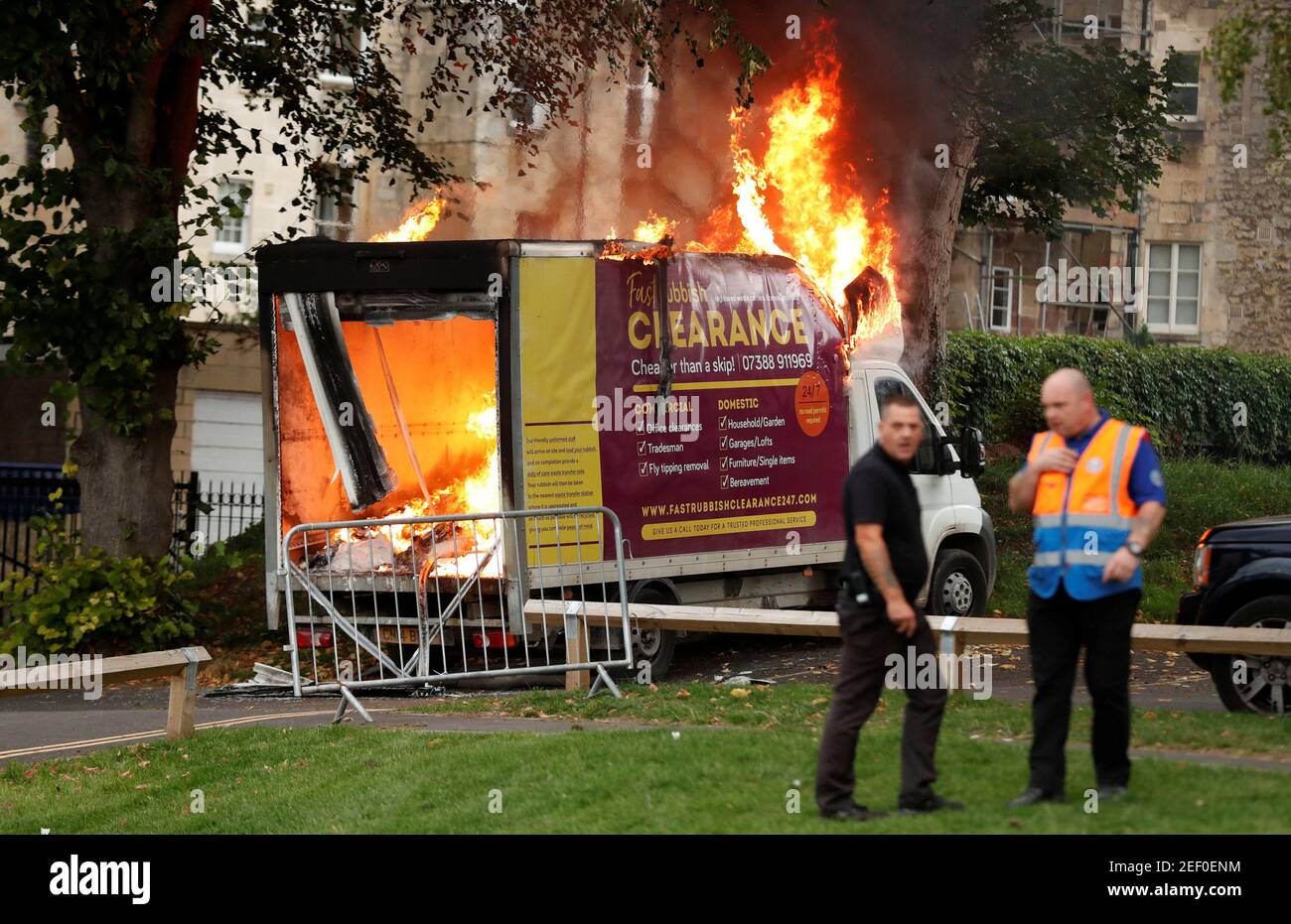 Van on fire hi-res stock photography and images - Alamy