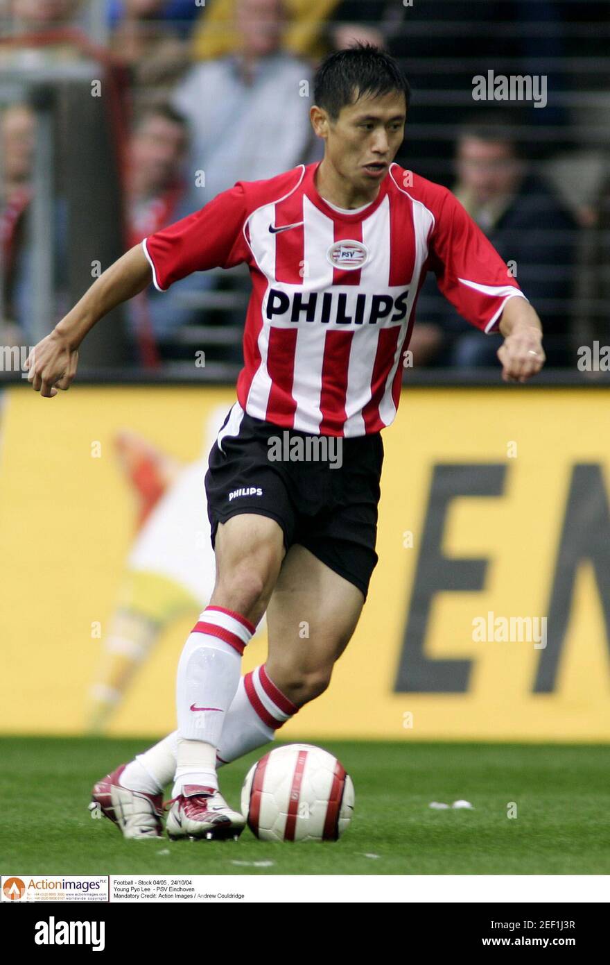 Football - Stock 04/05 , 24/10/04 Young Pyo Lee - PSV Eindhoven Mandatory  Credit: Action Images / Andrew Couldridge Stock Photo - Alamy