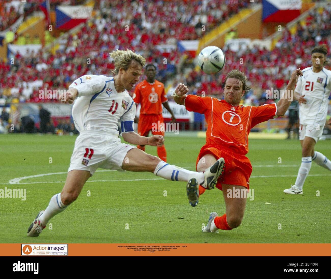 Football - Czech Republic v Holland UEFA EURO 2004 Group D - Municipal  Stadium, Aviero - 19/6/04 Pavel Nedved of the Czech Republic and Andy Van  Der Meyde of Holland Mandatory Credit: