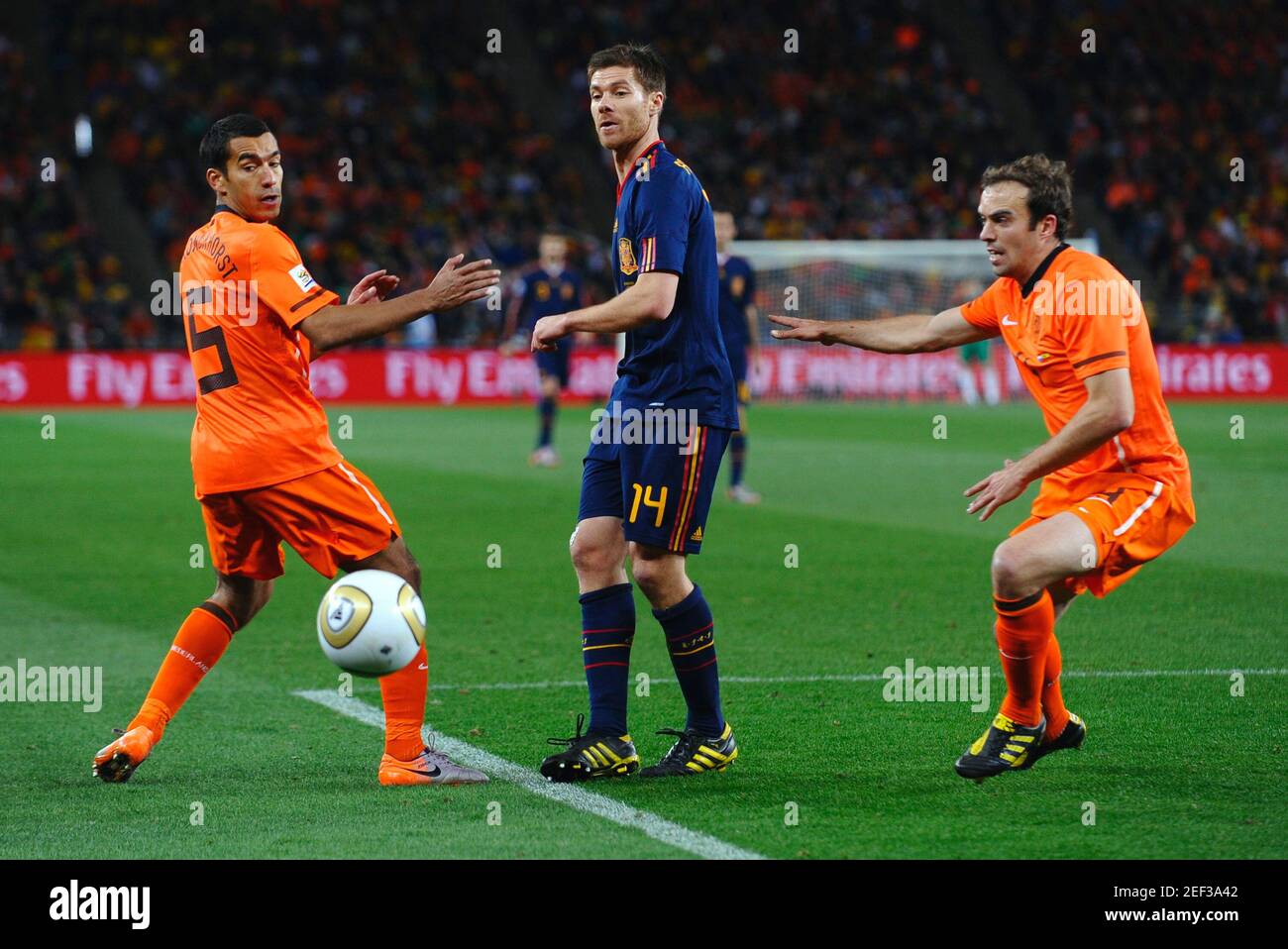 Spains xabi alonso in action fifa hi-res stock photography and images -  Alamy