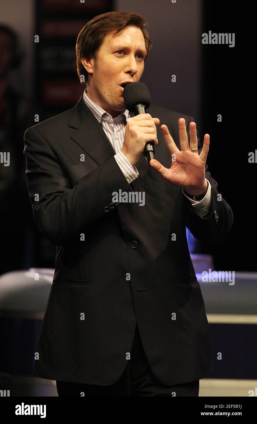 Snooker action dominic dale hires stock photography and images Alamy