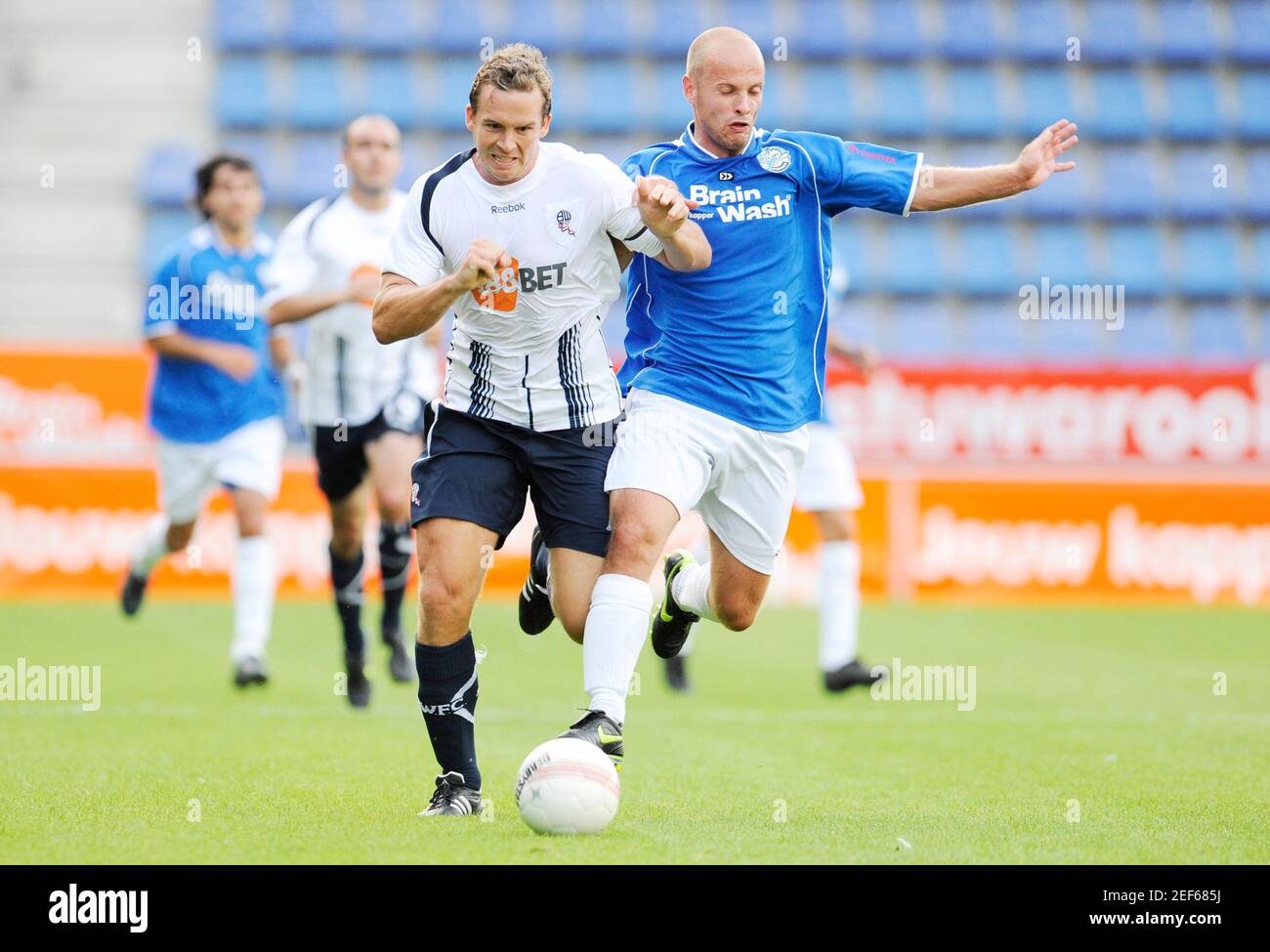 Football - FC Den Bosch v Bolton Wanderers Pre Season Friendly - Stadion FC Den  Bosch, Holland - 09/10 - 28/7/09 Kevin Davies (L) - Bolton Wanderers in  action against FC Den