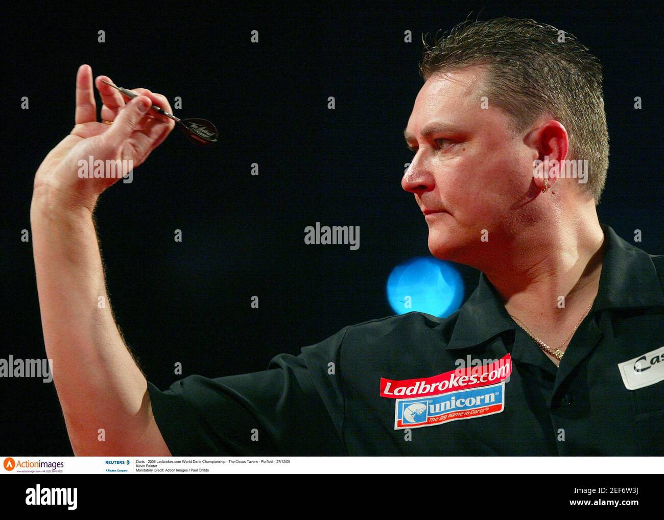 Sport darts kevin painter hires stock photography and images Alamy