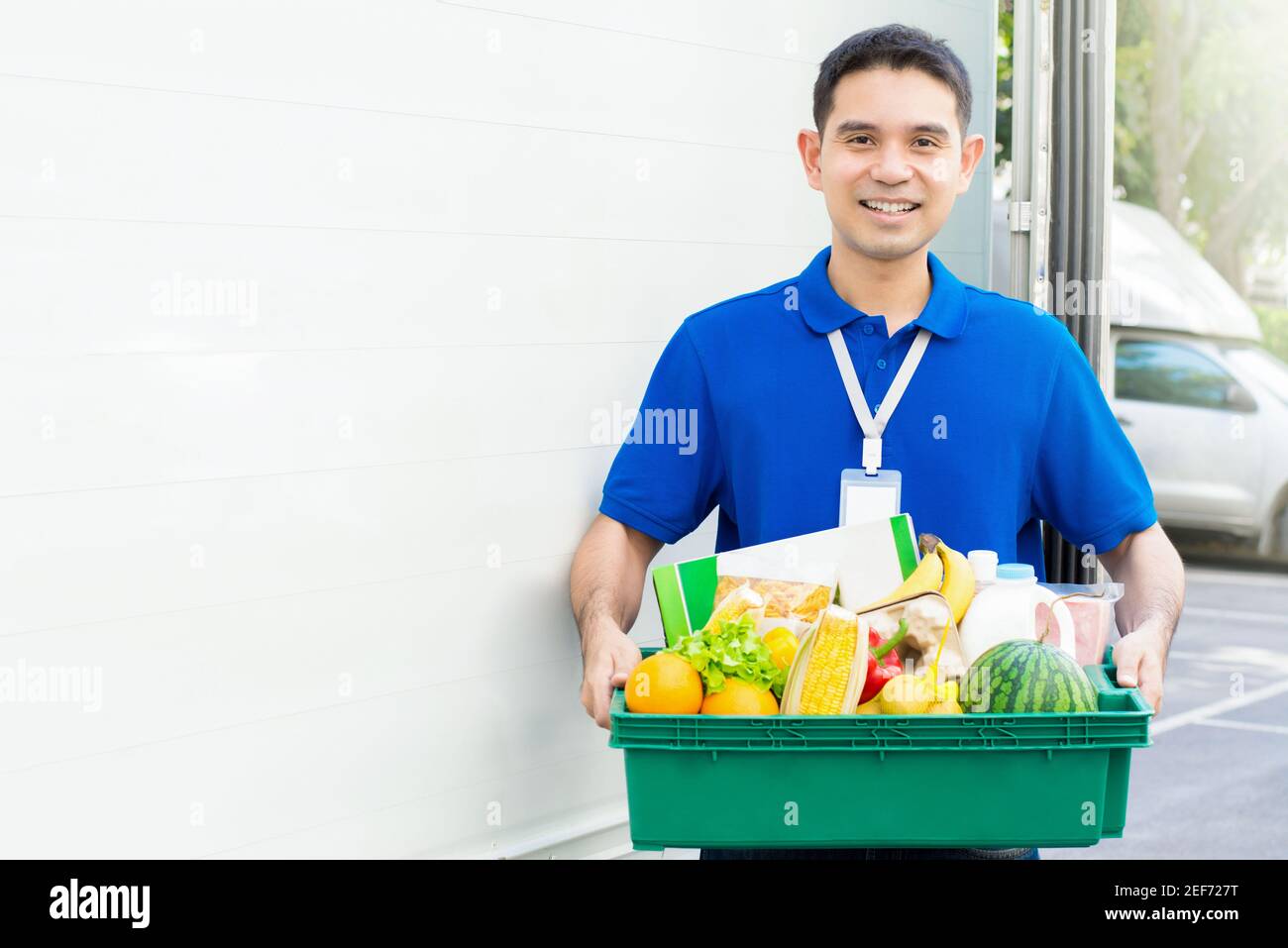 Grocery delivery service hires stock photography and images Alamy