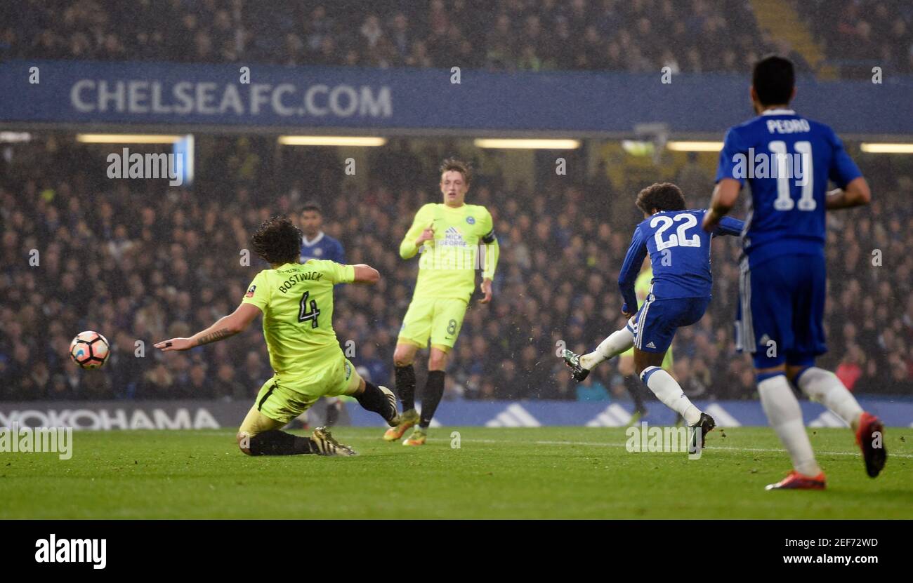 Britain Football Soccer Chelsea V Peterborough United Fa Cup Third Round Stamford Bridge 8 1 17 Chelsea S Willian Scores Their Third Goal Action Images Via Reuters Tony O Brien Livepic