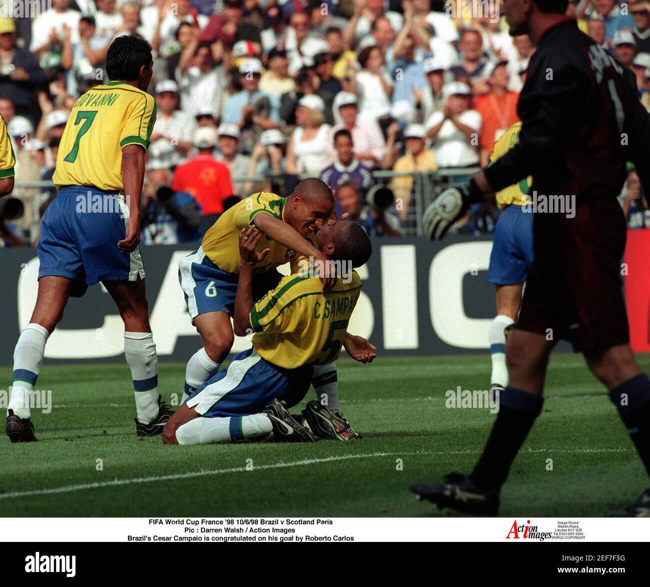 Football - 1998 FIFA World Cup - Group A - Brazil v Scotland - Stade de  France, Saint Denis - 10/6/98 Cesar Sampaio (R) celebrates with Roberto  Carlos after scoring the first