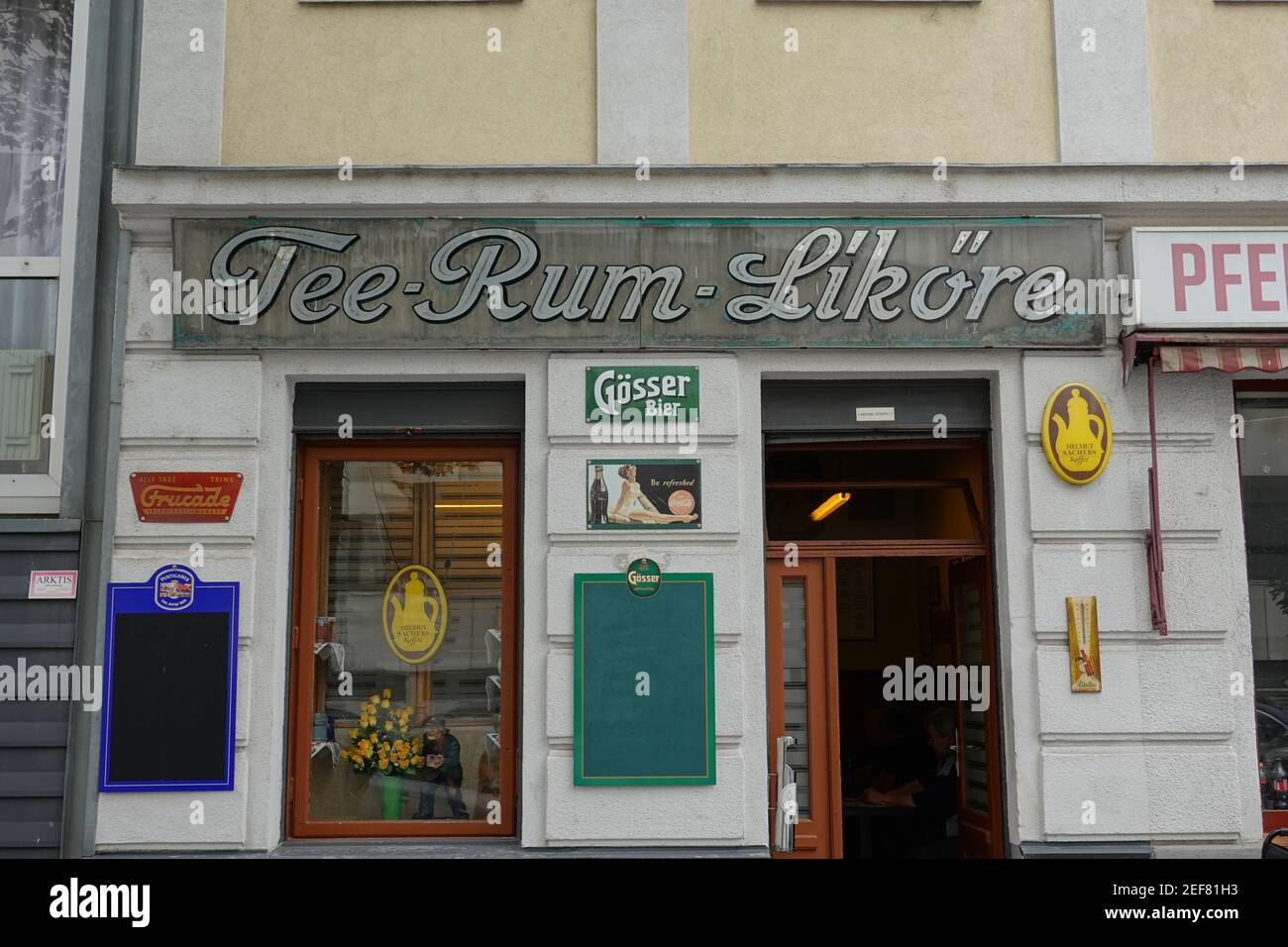 Wien, Tee- und Likörstube (Branntweiner) - Vienna, Liquur Store Stock Photo