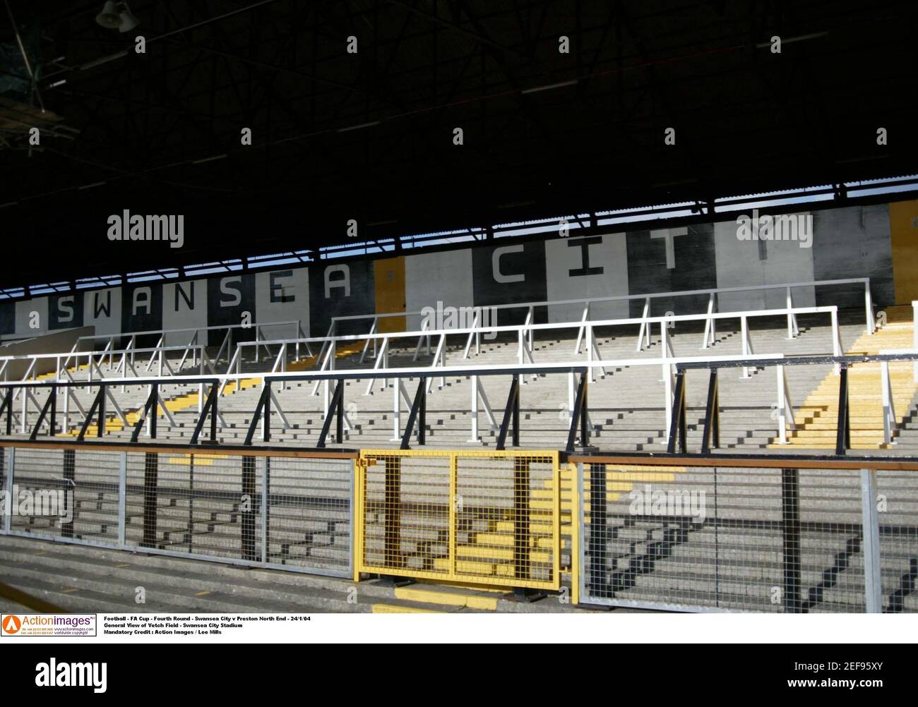 Vetch field general view hires stock photography and images Alamy