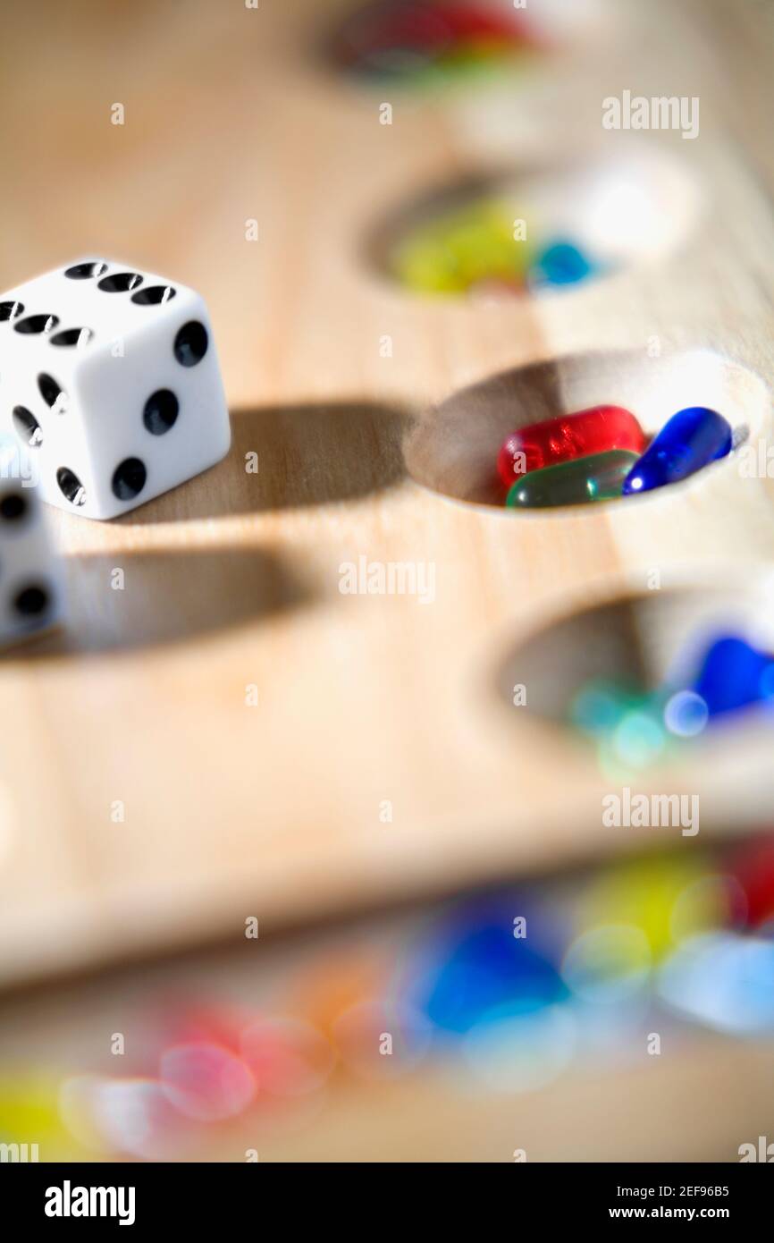 Focus on board and dice hires stock photography and images Alamy