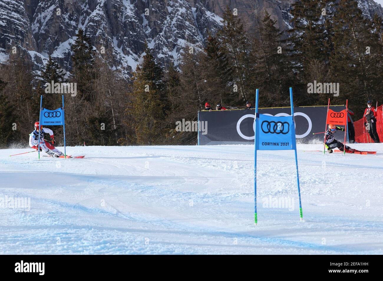 Cortina (BL, Italy. 16th Feb, 2021. Cortina (BL), Italy, Rumerlo, February 16, 2021, Parallel Men during 2021 FIS Alpine World SKI Championships - Parallel Giant Slalom - Women - alpine ski race Credit: Sergio Bisi/LPS/ZUMA Wire/Alamy Live News Stock Photo