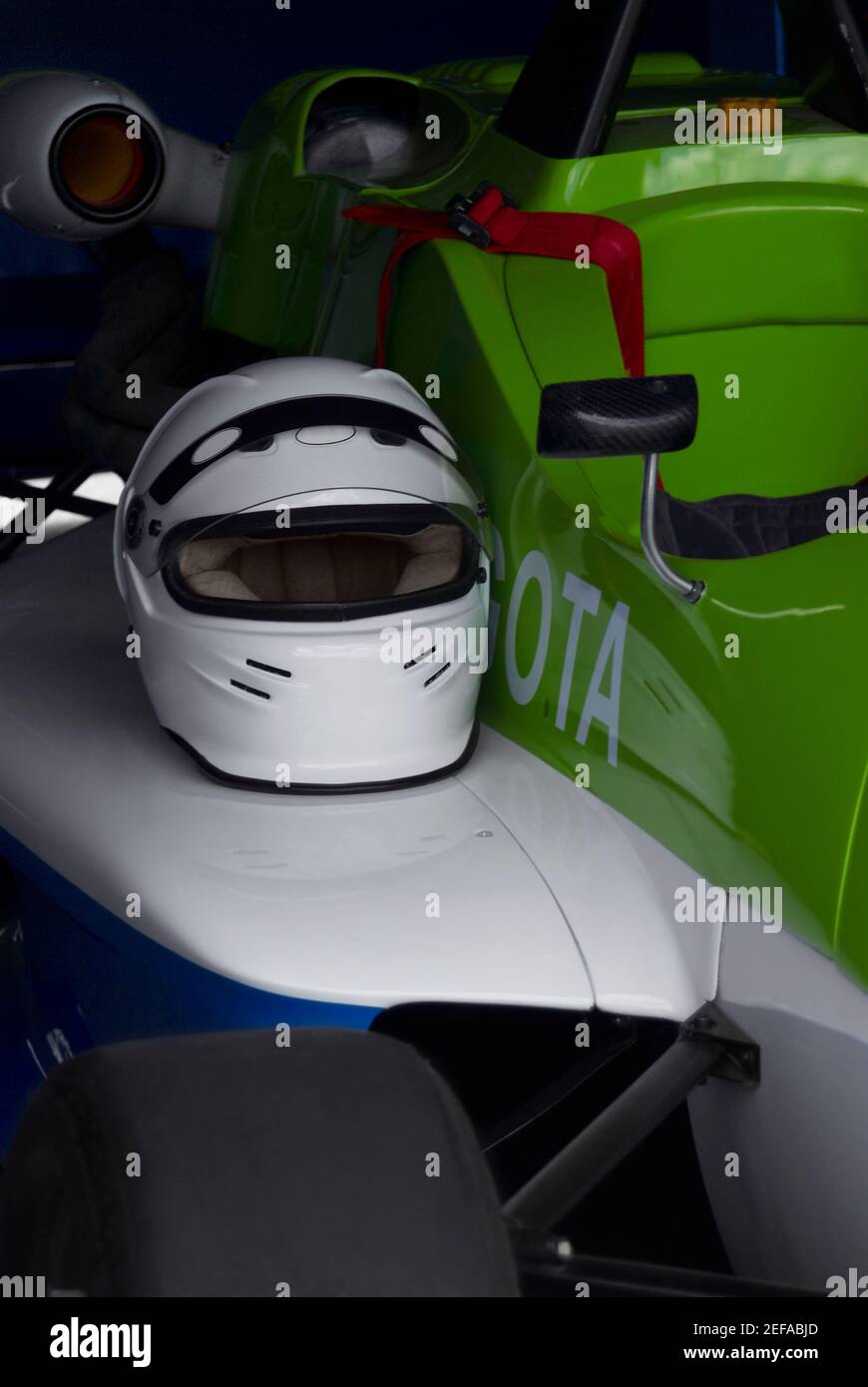 Crash helmet formula one hires stock photography and images Alamy