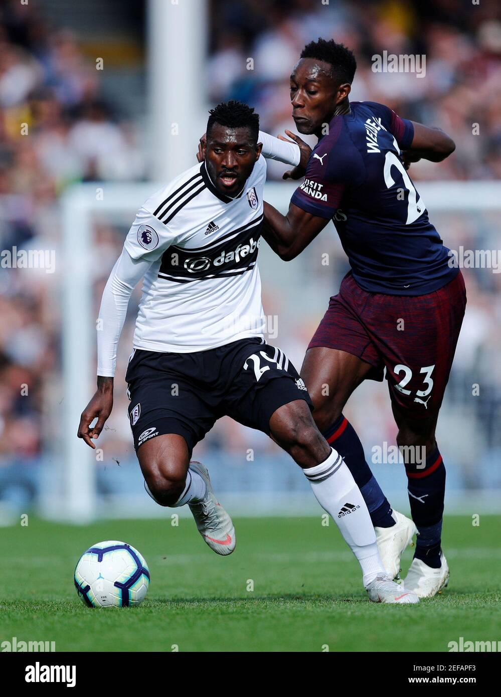 Soccer Football Premier League Fulham V Arsenal Craven Cottage London Britain October 7 18 Fulham S Andre Frank Zambo Anguissa In Action With Arsenal S Danny Welbeck Reuters Eddie Keogh Editorial Use