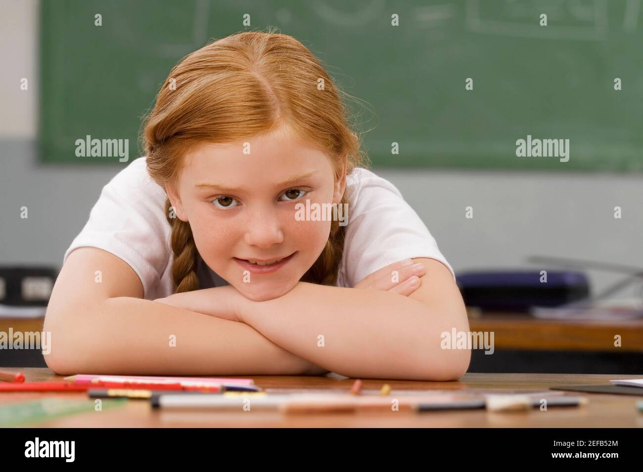 Leaning on his elbows hi-res stock photography and images - Alamy