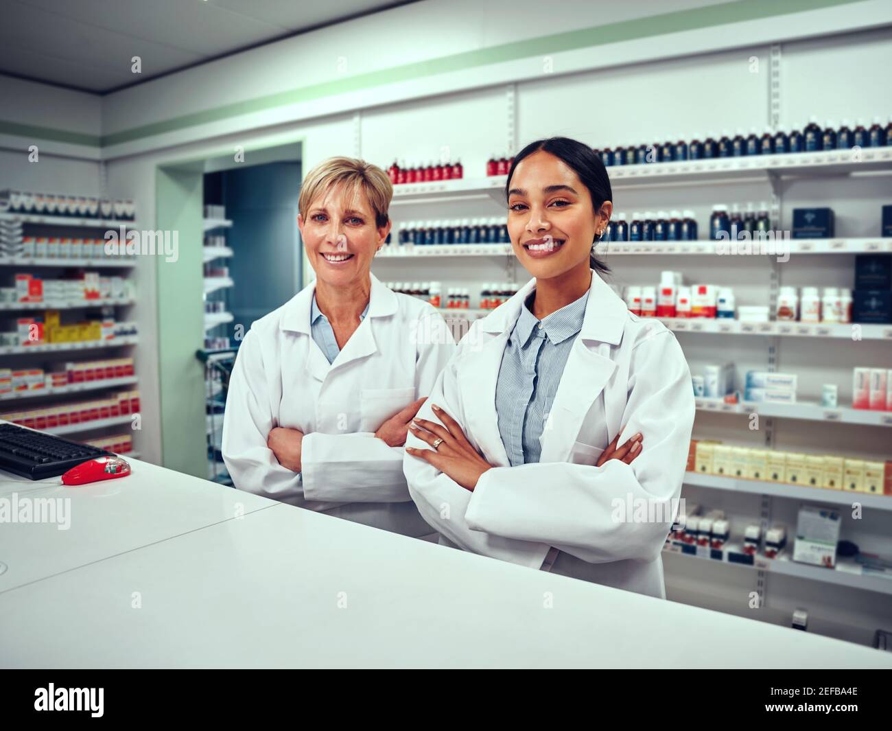 Pharmacy team hi-res stock photography and images - Alamy
