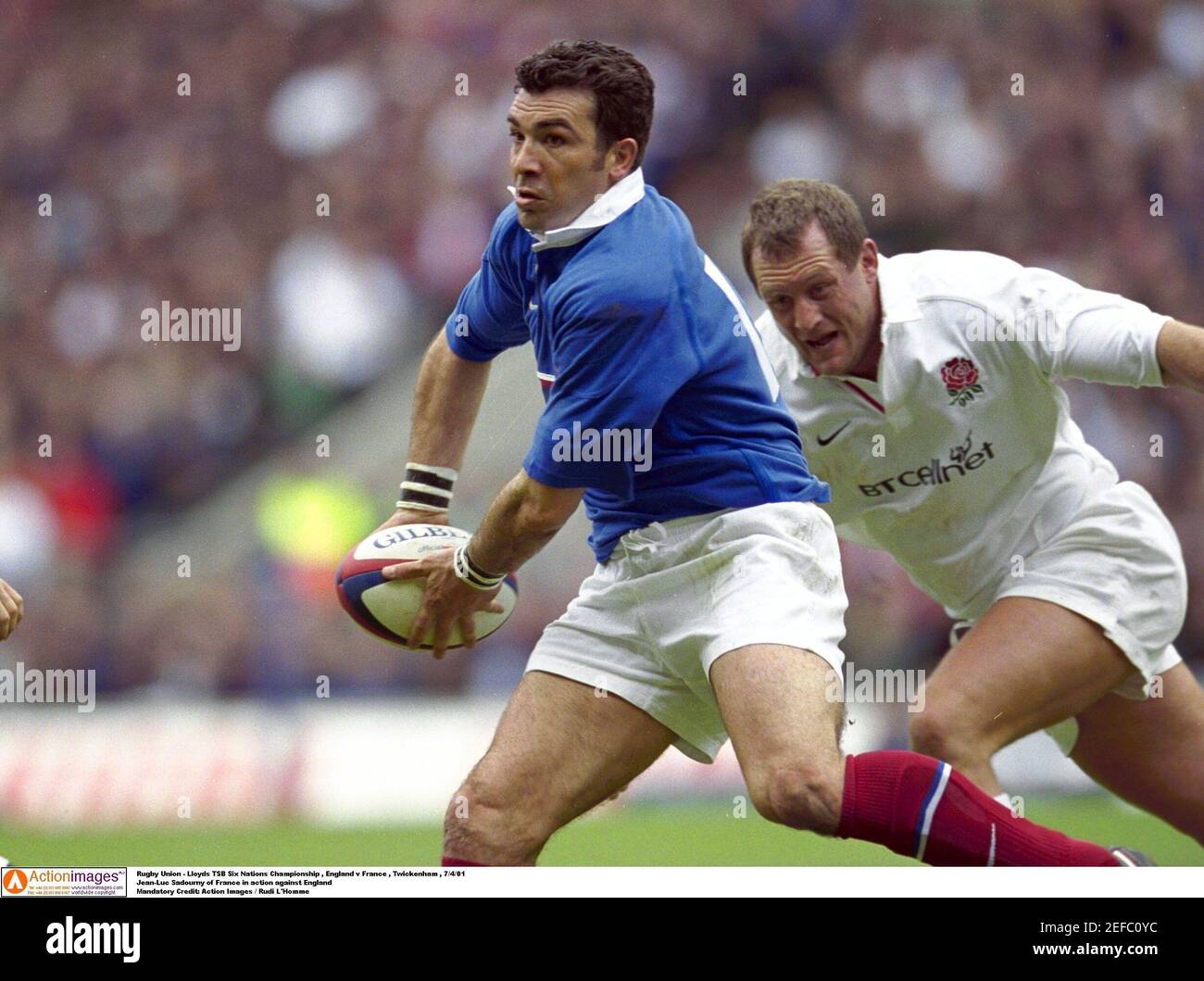 Rugby Union - Lloyds TSB Six Nations Championship , England v France ,  Twickenham , 7/4/01 Jean-Luc Sadourny of France in action against England  Mandatory Credit: Action Images / Rudi L'Homme Stock Photo - Alamy