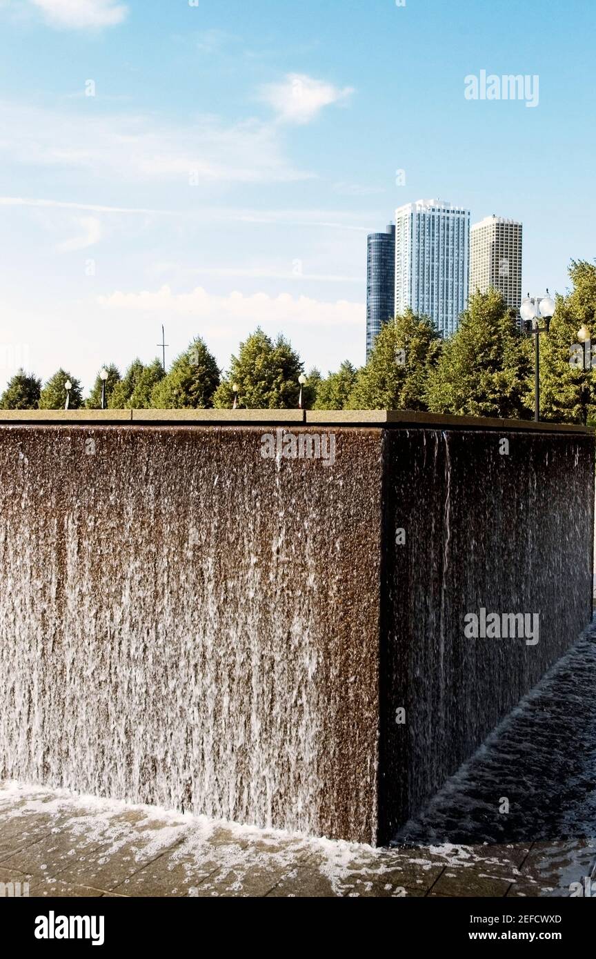 Navy pier chicago water fountain hires stock photography and images