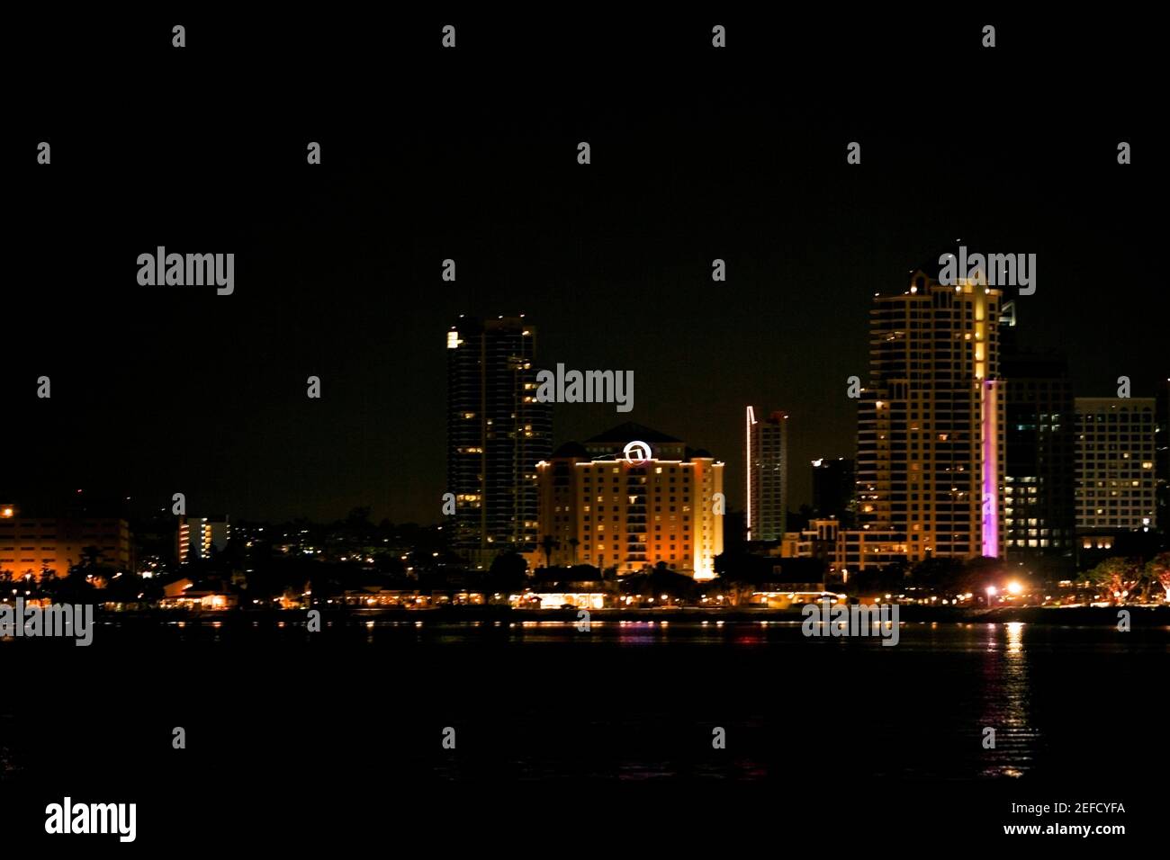 Sky tower sea world san diego hi-res stock photography and images - Alamy