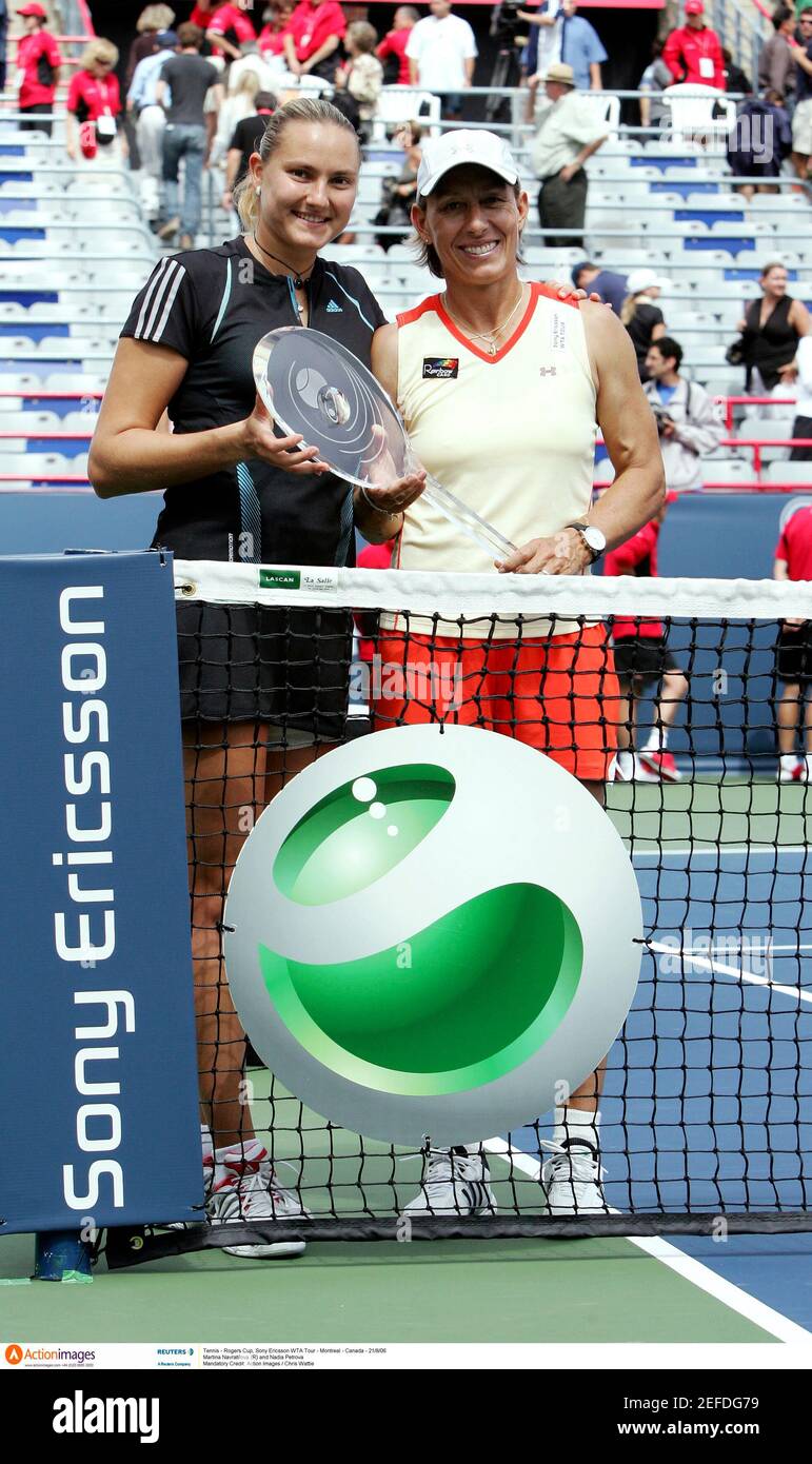 Tennis - Rogers Cup, Sony Ericsson WTA Tour - Montreal - Canada - 21/8/06  Martina Navratilova (R) and Nadia Petrova  Mandatory Credit: Action Images / Chris Wattie Stock Photo