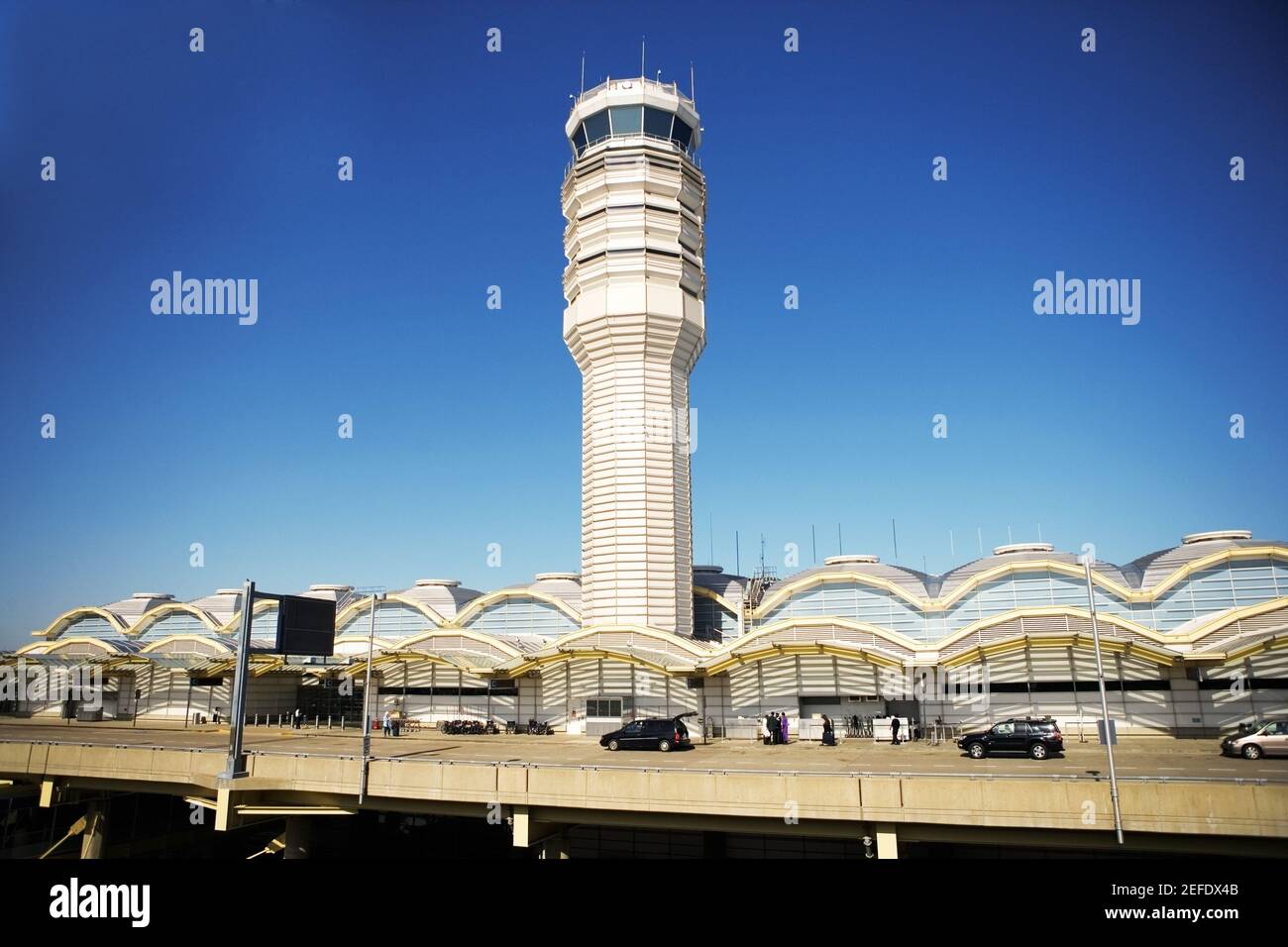Ronald reagan airport air traffic hires stock photography and images