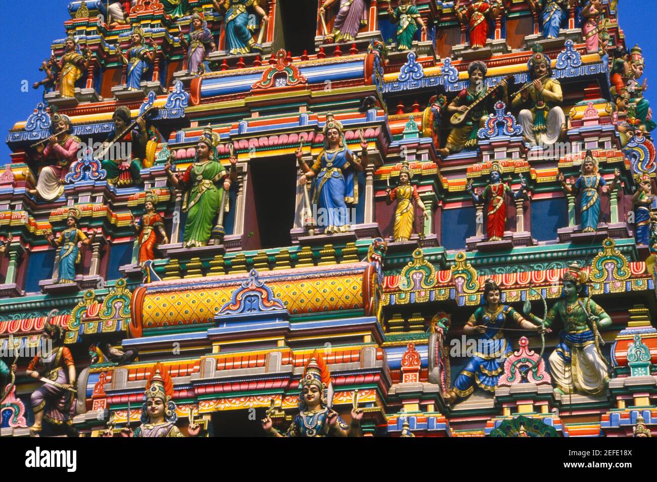 Statues on a temple, Singapore Stock Photo Alamy