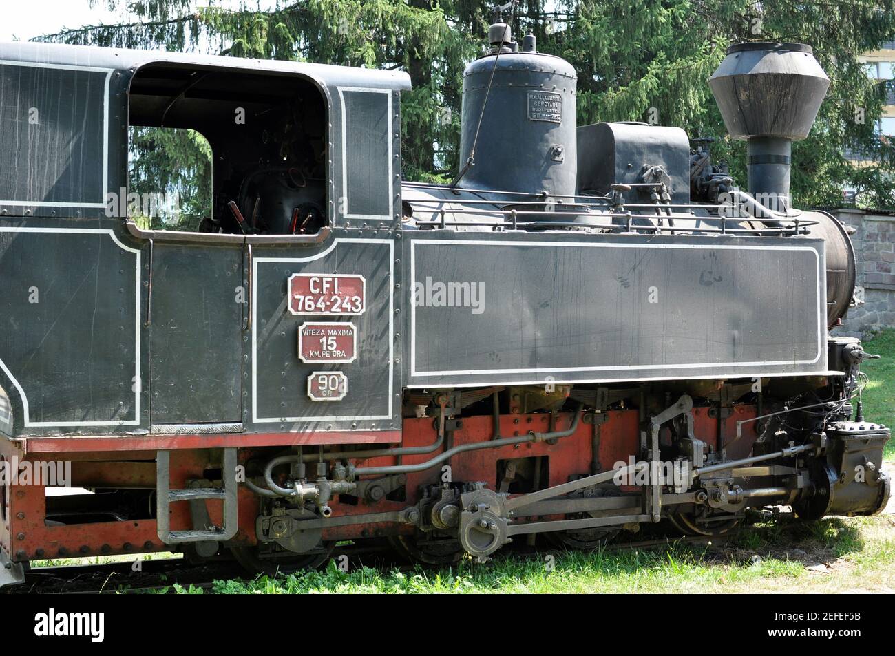 Front side view steam train hi-res stock photography and images - Alamy