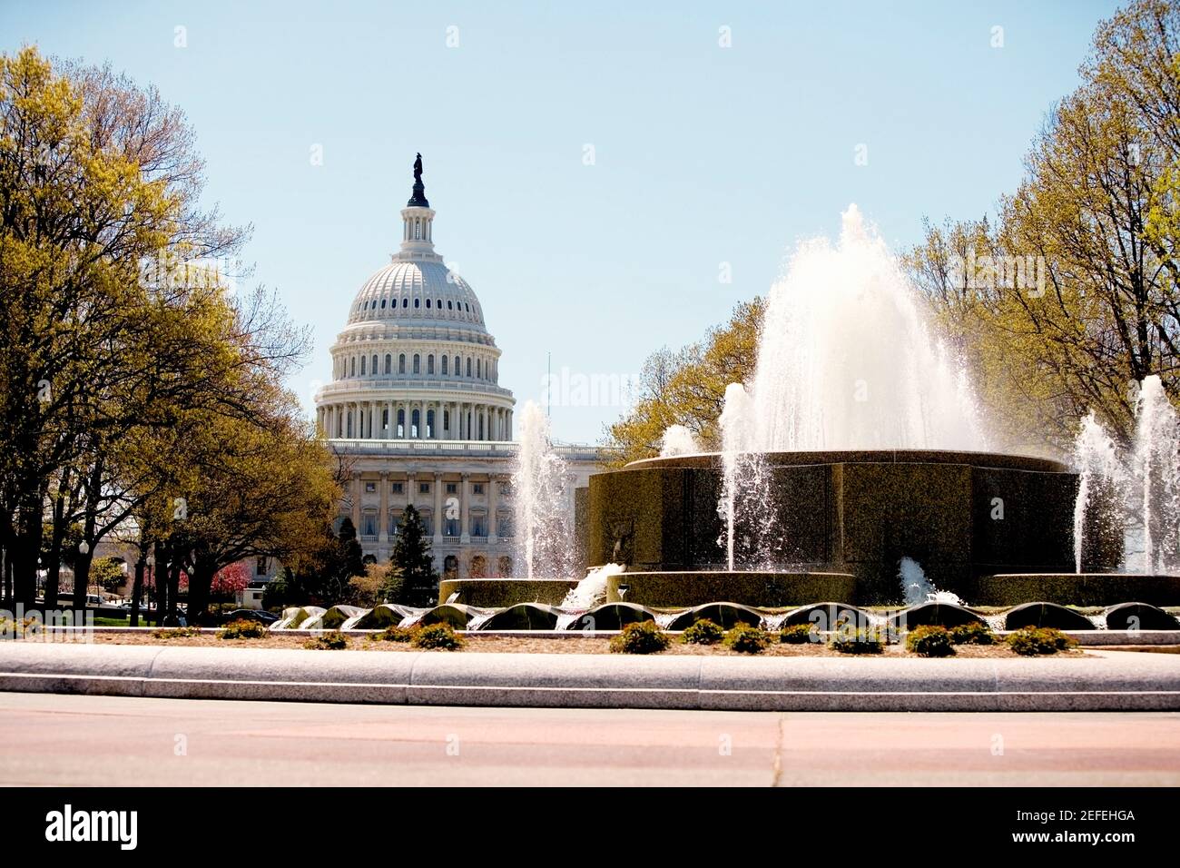 Fountain in front of the Capitol Building, Union Station 
