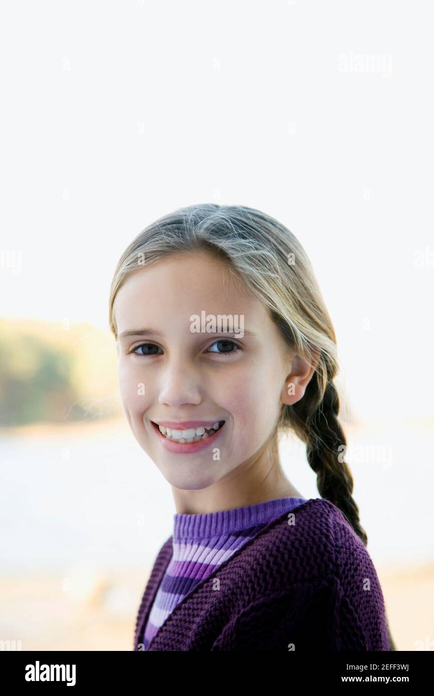 Portrait of a girl smiling Stock Photo - Alamy
