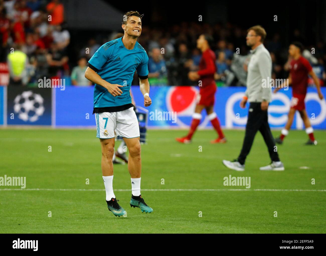 Real madrids cristiano ronaldo during the warm up hi-res stock photography  and images - Alamy