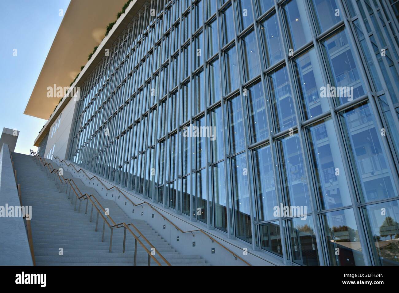 Exterior view of the Greek National Opera at the Stavros Niarchos