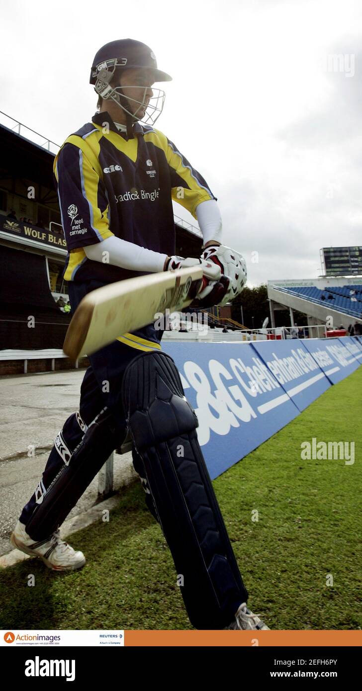 Bat walks yorkshire hires stock photography and images Alamy