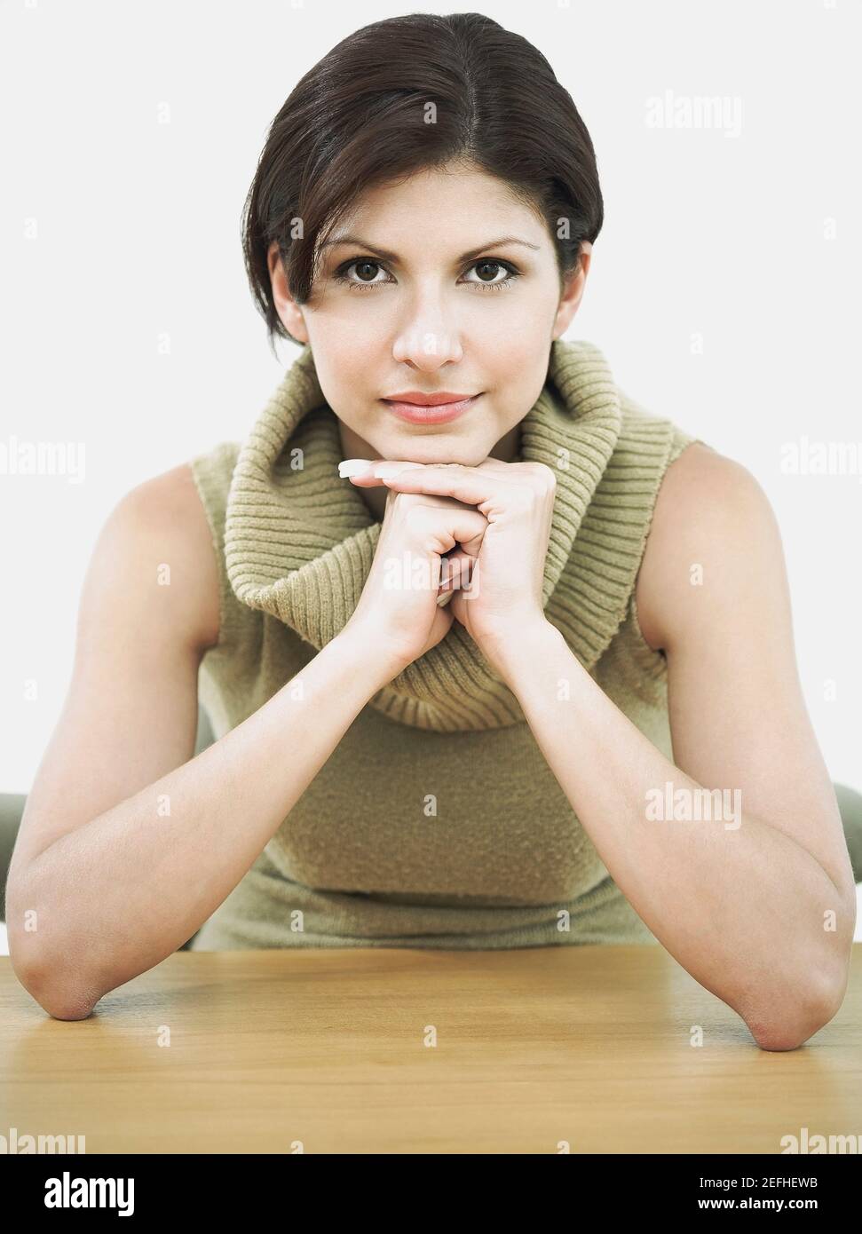 Medium shot young woman sitting hi-res stock photography and images - Alamy