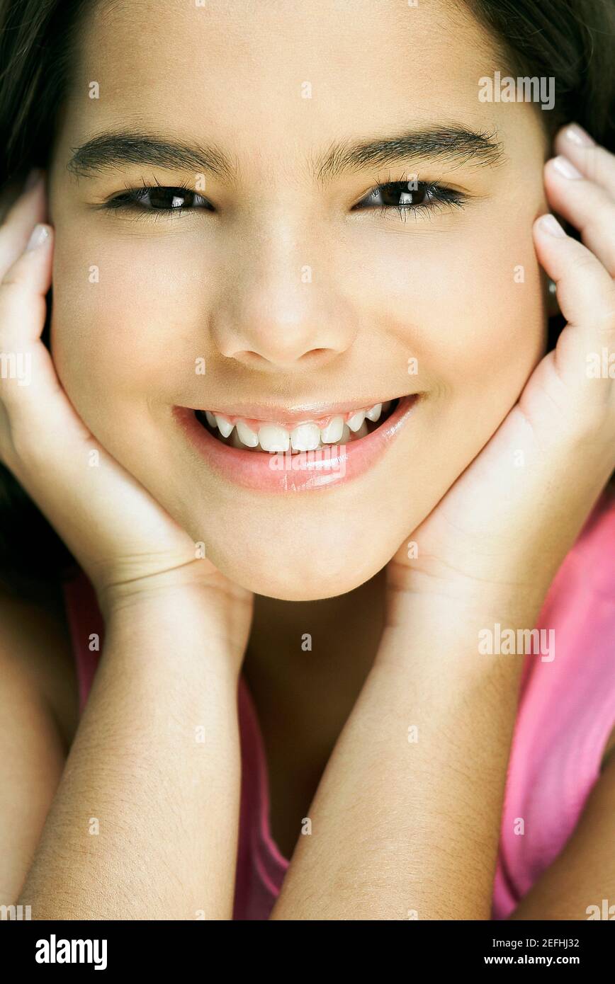 Portrait of a girl smiling Stock Photo - Alamy