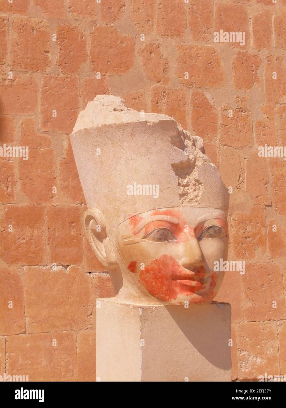 Ancient broken statue hi-res stock photography and images - Alamy