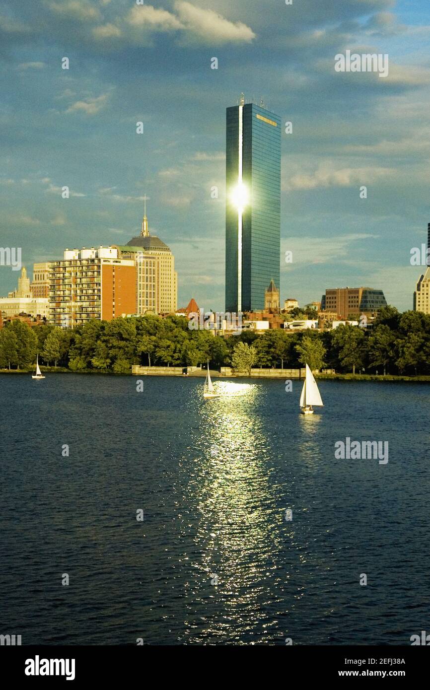 buildings-at-sunset-john-hancock-tower-boston-massachusetts-usa-2EFJ38A.jpg