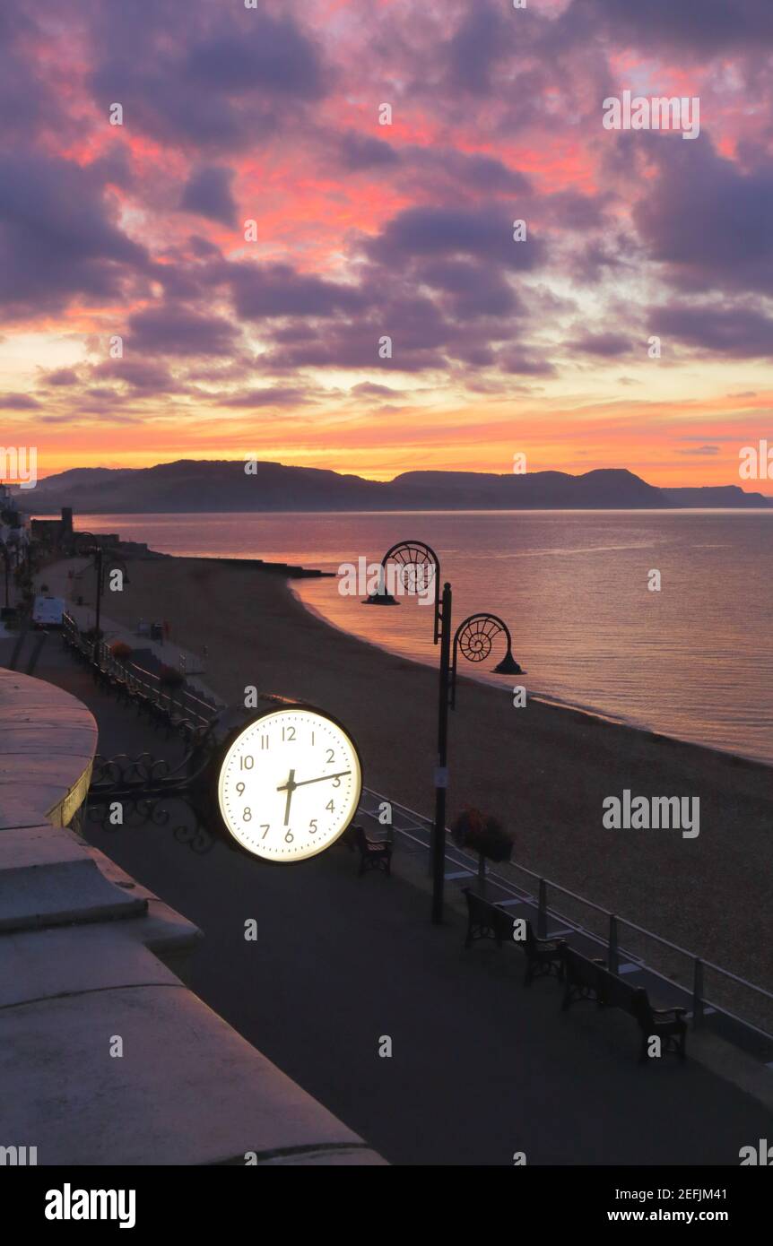 Lyme regis clock tower hires stock photography and images Alamy